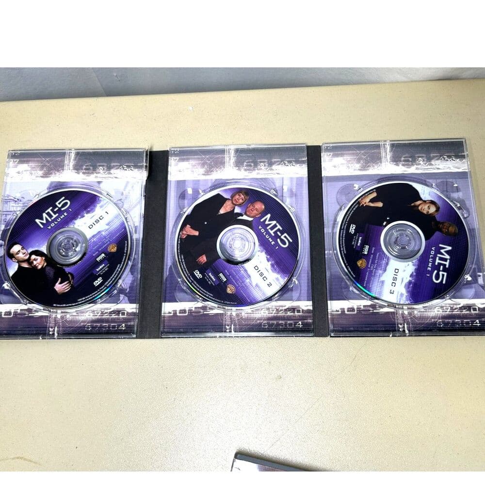 BBC America MI-5 Volume 1 with slipcover 3 discs - Thumbnail 2