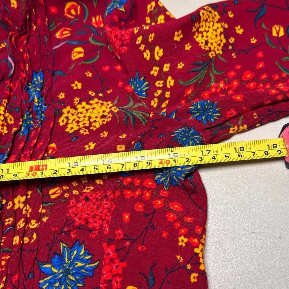 Anthropologie Maeve red floral pintuck button-front blouse Size Small - Thumbnail 6