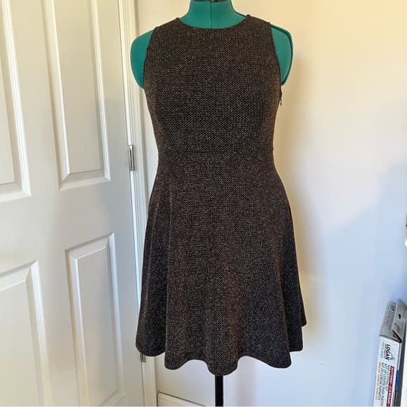 Skies Are Blue Black A-line dress with gold threading size small - Thumbnail 10