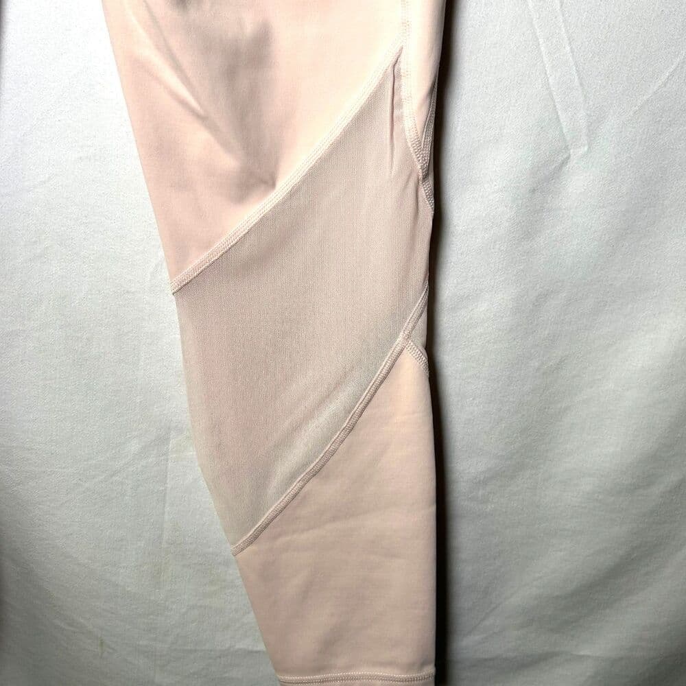 Athleta Eclipse 7/8 Tight in Ballerina Pale Pink Mesh Panel High Rise Medium - Thumbnail 5