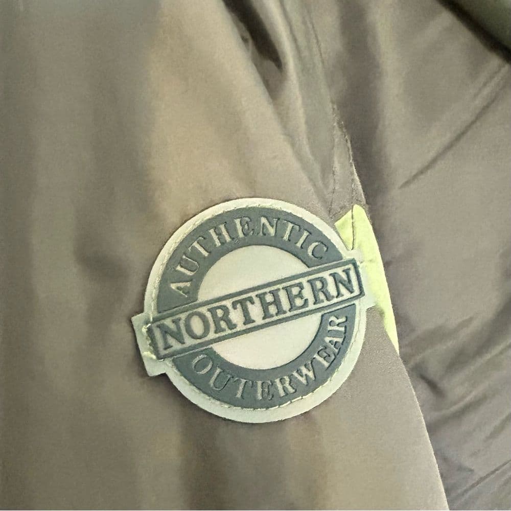 Northern Reflections Green Hiking Coat Size Medium - Thumbnail 2