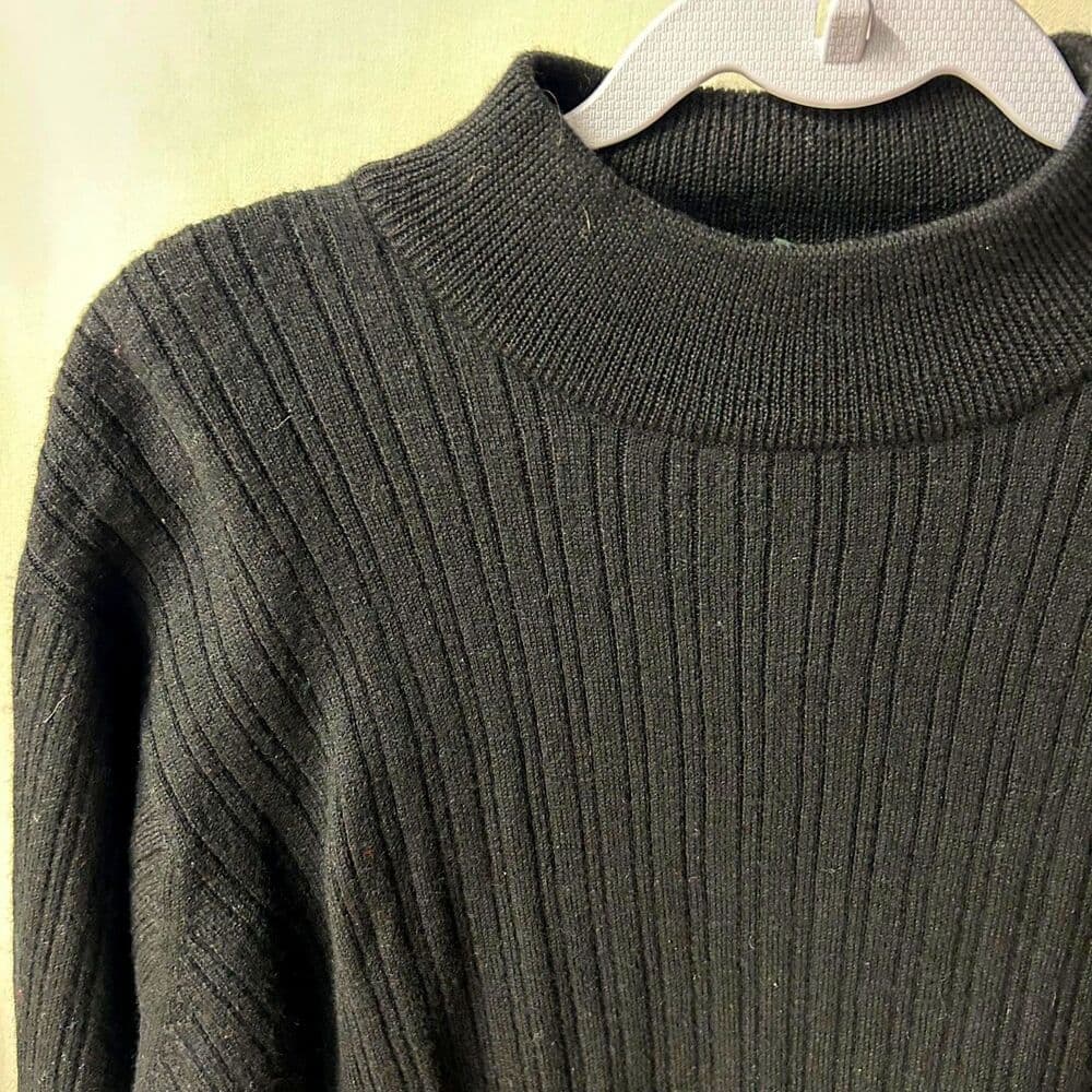Charter Club Classic 100% Wool Black Mock Turtleneck Dark Academia L - Thumbnail 2