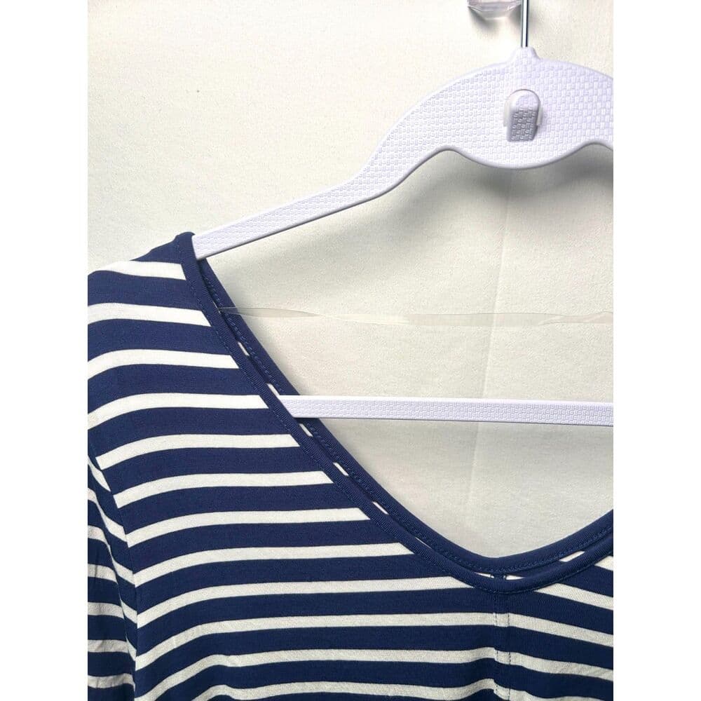 NWT Cupio Navy & White Striped V-Neck Top XL - Thumbnail 3