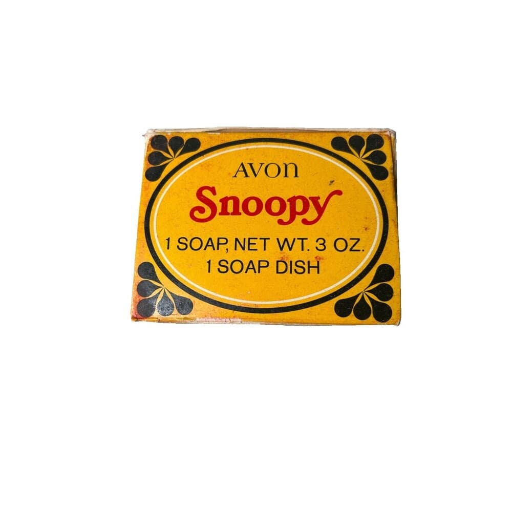 Vintage Avon Snoopy Soap Dish w/ original Avon soap