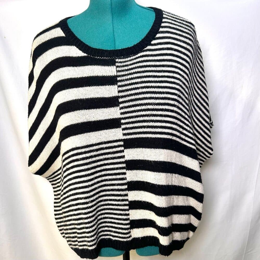 Epique Moi black and white striped knit poncho sweater. Size S/M - Thumbnail 6