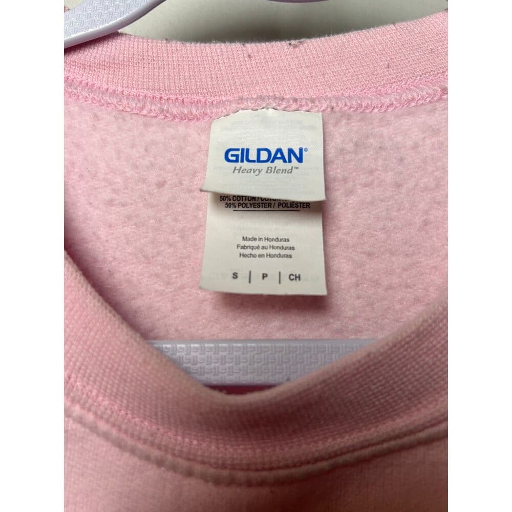 pink crewneck "Sweatpants, wine, & true crime"sweatshirt Small - Thumbnail 2