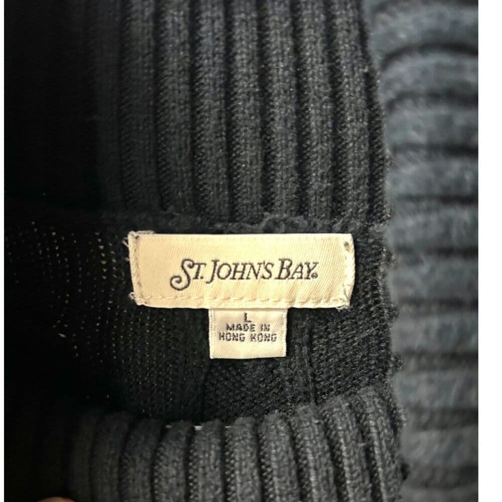 St. John's Bay black turtleneck long sleeve cable knit pullover sweater Large - Thumbnail 3