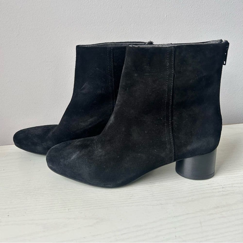 Seychelles Black Suede Ankle Boots size 8 Zip Closure - Thumbnail 4