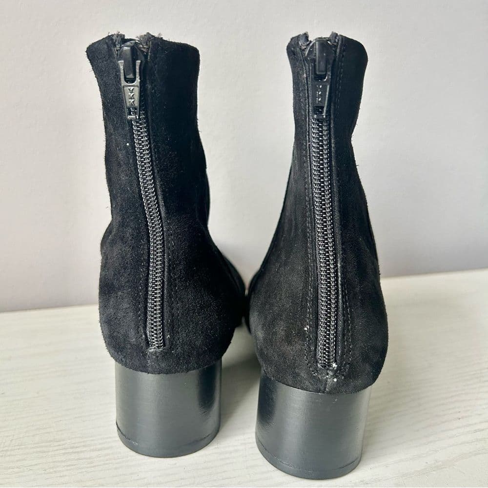 Seychelles Black Suede Ankle Boots size 8 Zip Closure - Thumbnail 3