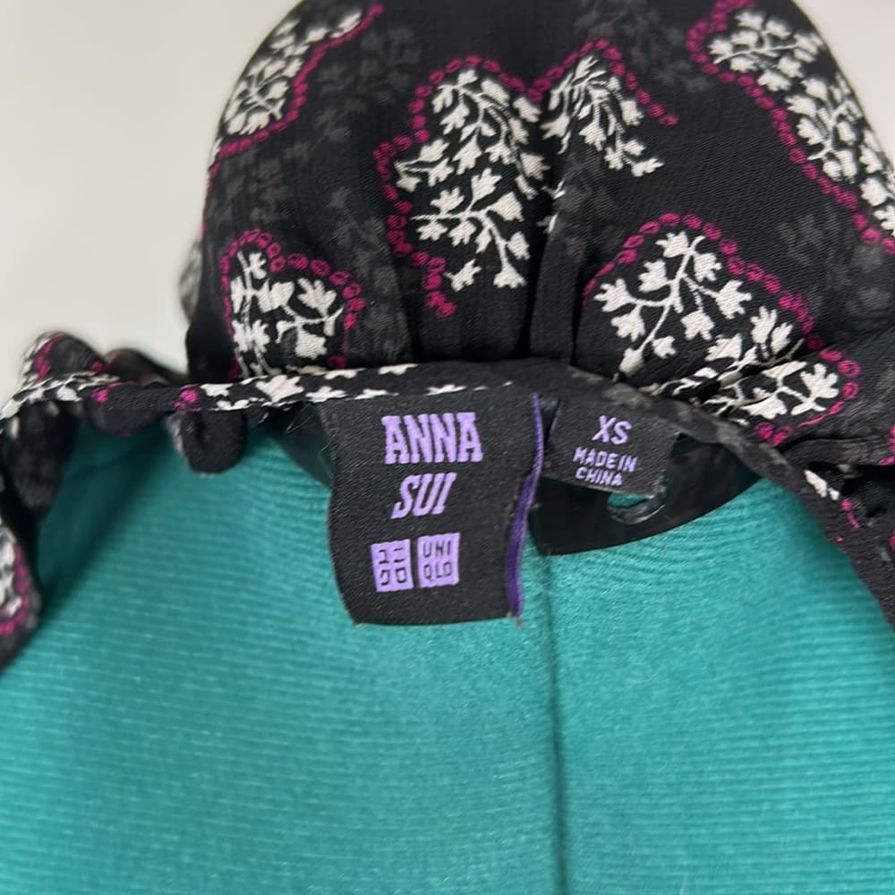 Anna Sui semi-sheer Floral Black and White Women's Top Size XS - Thumbnail 3