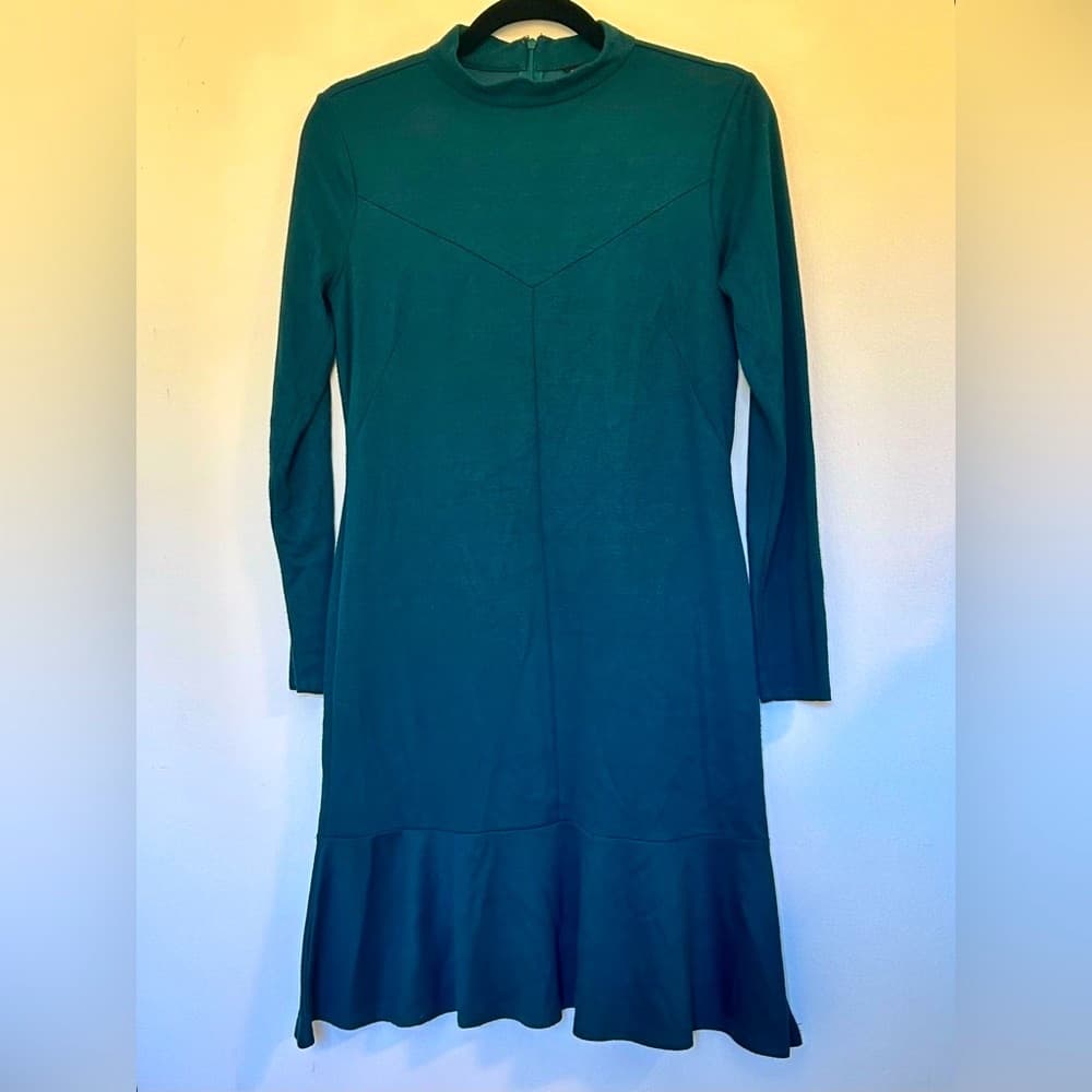 Ann Taylor Emerald Green Long Sleeve Dress Size 4