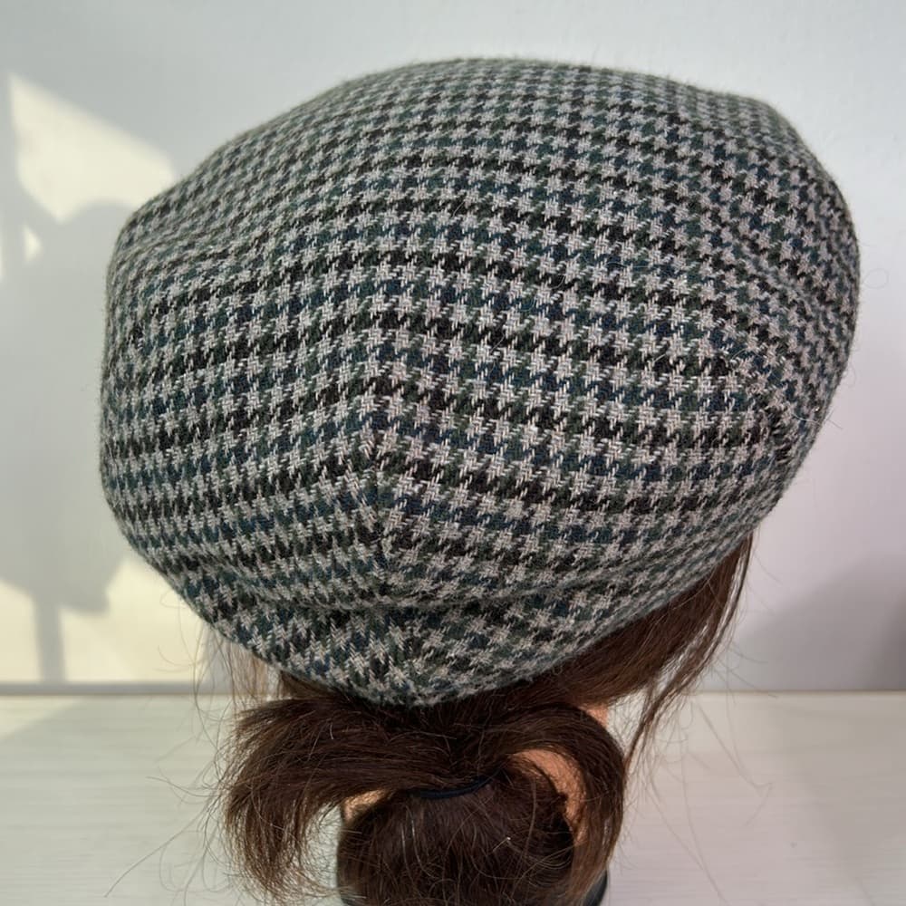 Vintage Dunn & Co Classic Houndstooth Newsboy Cap