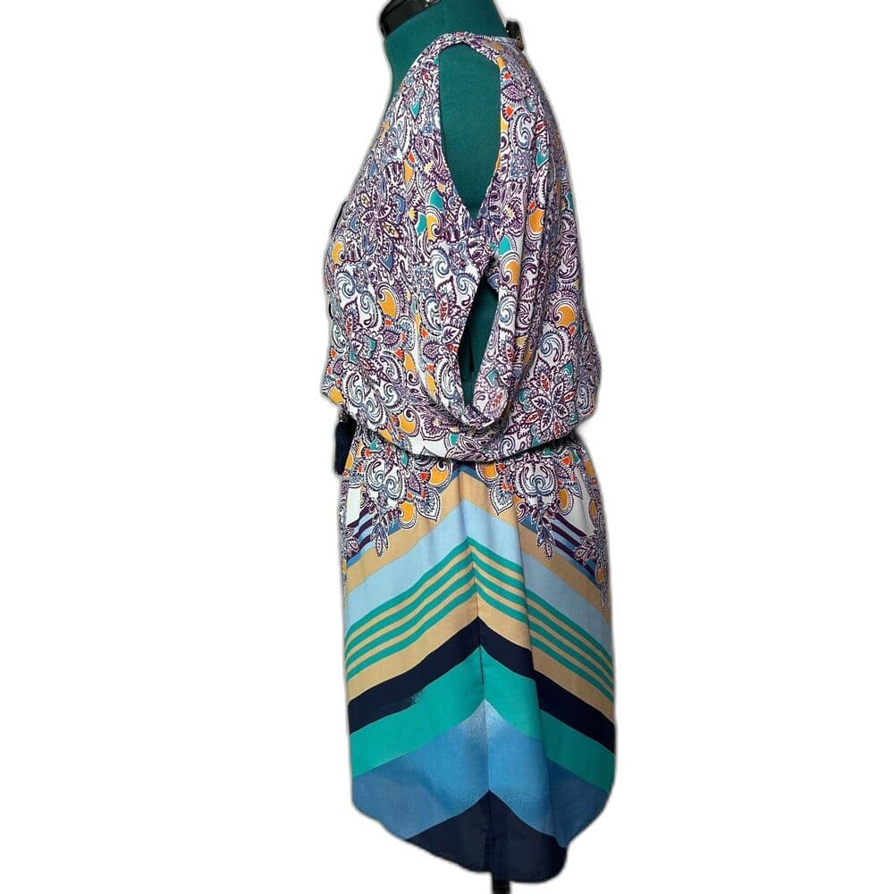 Laundry by Design paisley print cold-shoulder cinched waist dress size 4 - Thumbnail 3