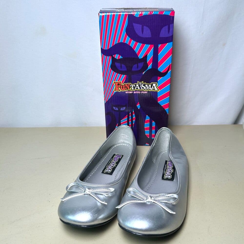 NIB Funtasma Classic Silver Ballet Flat Size 7