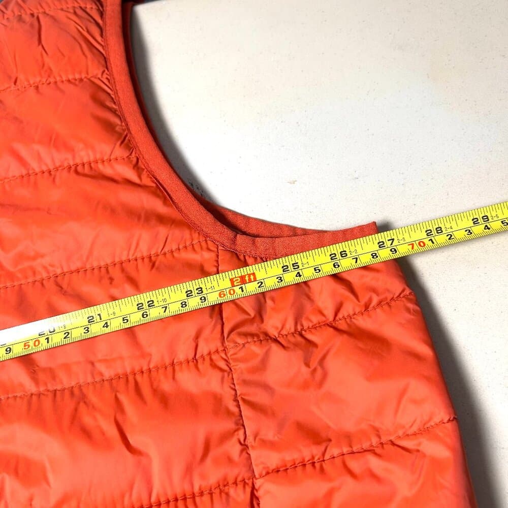 Old Navy Men's Orange Puffer Vest Size XXL - Thumbnail 5