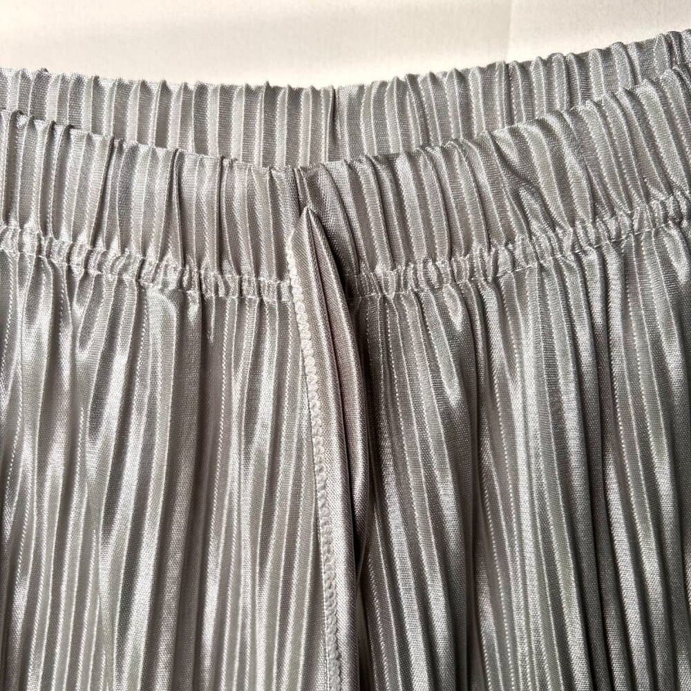 NEW Silver Metallic Pleated Palazzo Pants Wide Leg 3X - Thumbnail 2