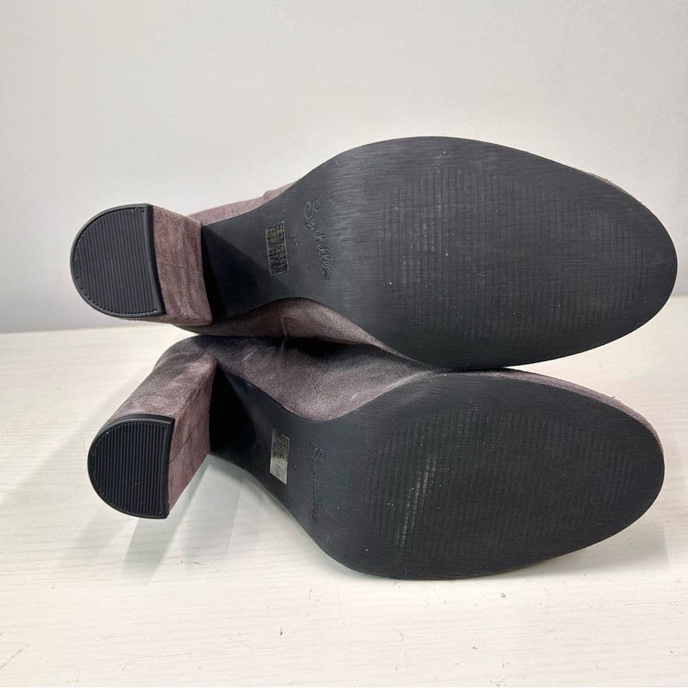 Seychelles Gray Heeled Boots with Chunky Heel and Rounded Toe Size 8 - Thumbnail 6