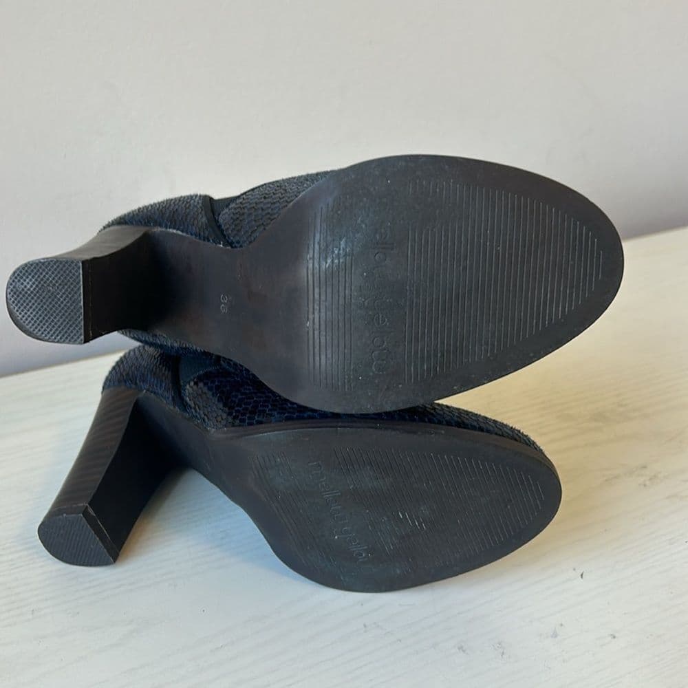 Mellow Yellow Navy Snake Skin Leather Heeled Ankle Boots size 36 - Thumbnail 5