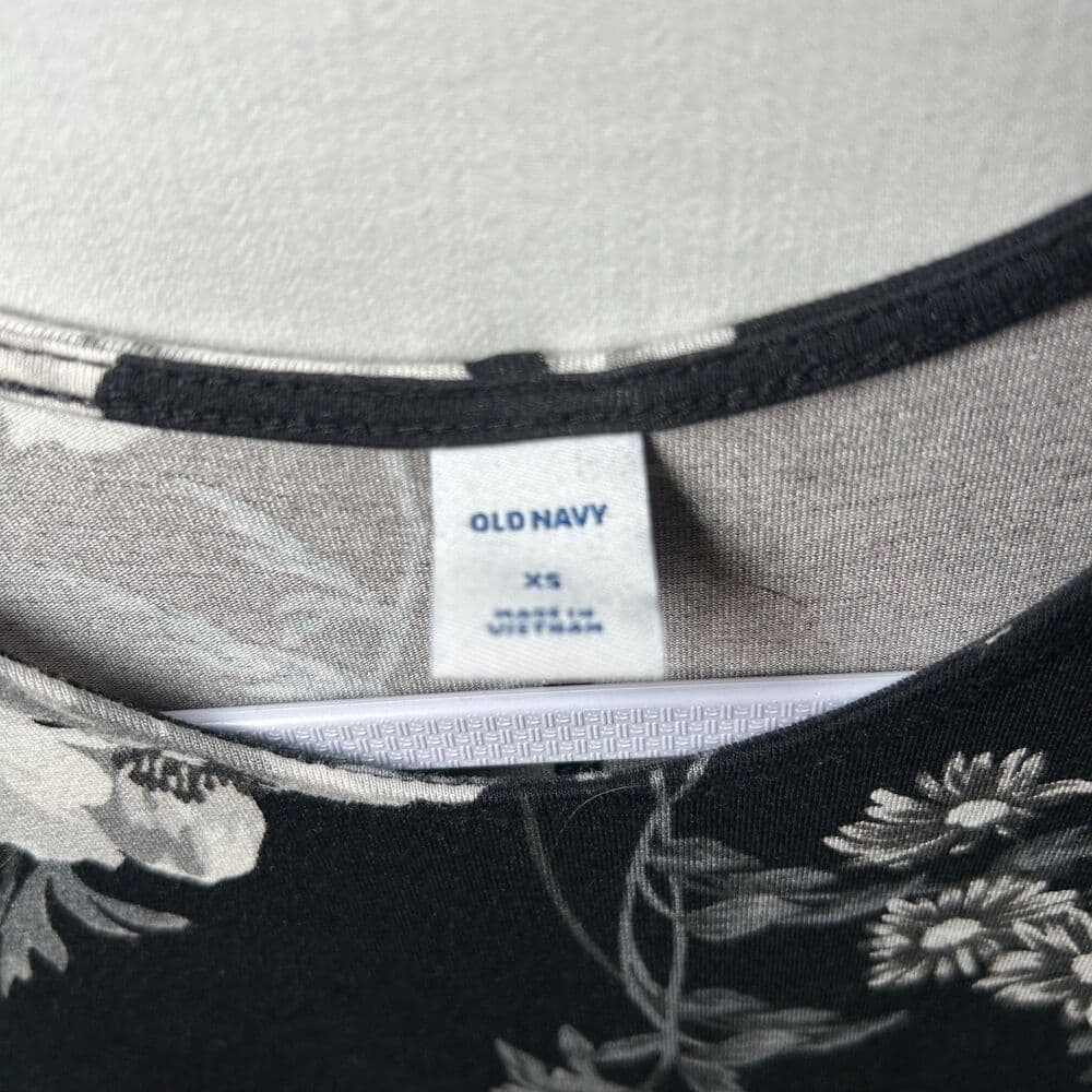 Old Navy black floral jersey dress XS - Thumbnail 3