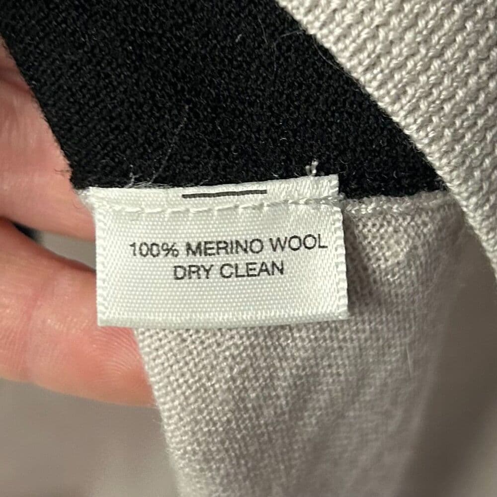 Lord & Taylor 100% Merino Wool Black White Colorblock Sweater Medium - Thumbnail 3