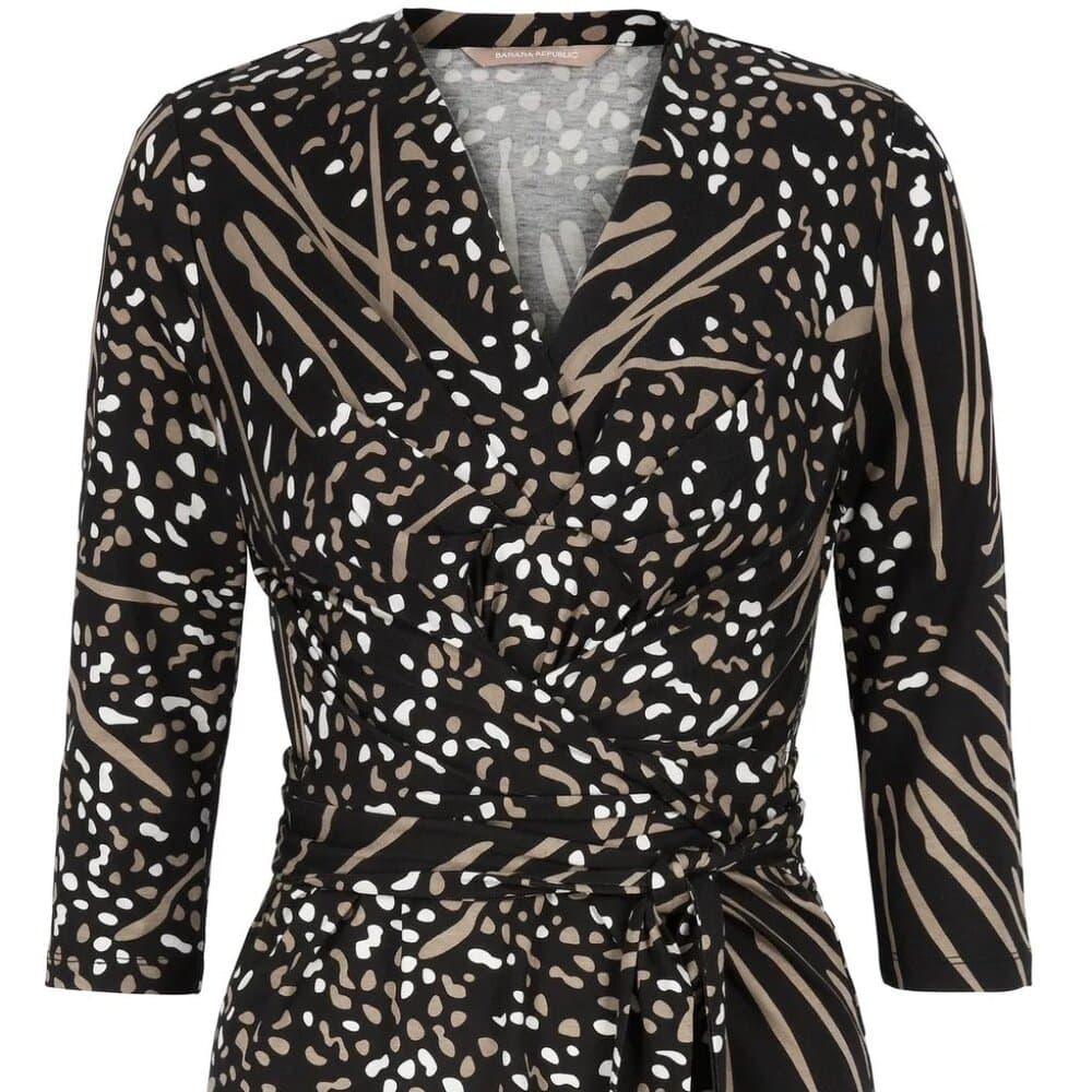 Banana Republic Issa Collection Animal Print Wrap Top Medium - Thumbnail 10