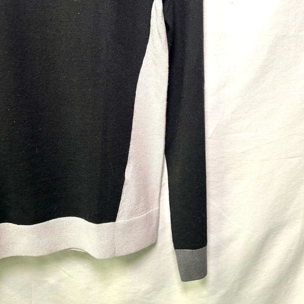 Lord & Taylor 100% Merino Wool Black White Colorblock Sweater Medium - Thumbnail 5