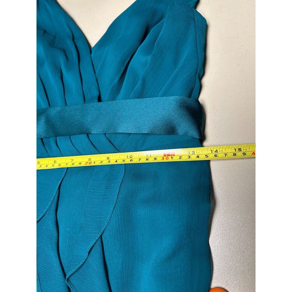 Vera Wang teal green chiffon evening gown v-neckline and ruffles Size 6 - Thumbnail 8