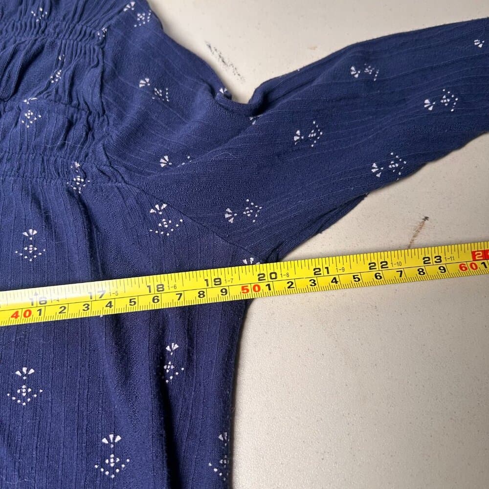 Lucky Brand navy blue peasant blouse with a diamond print and tassel ties Size L - Thumbnail 4