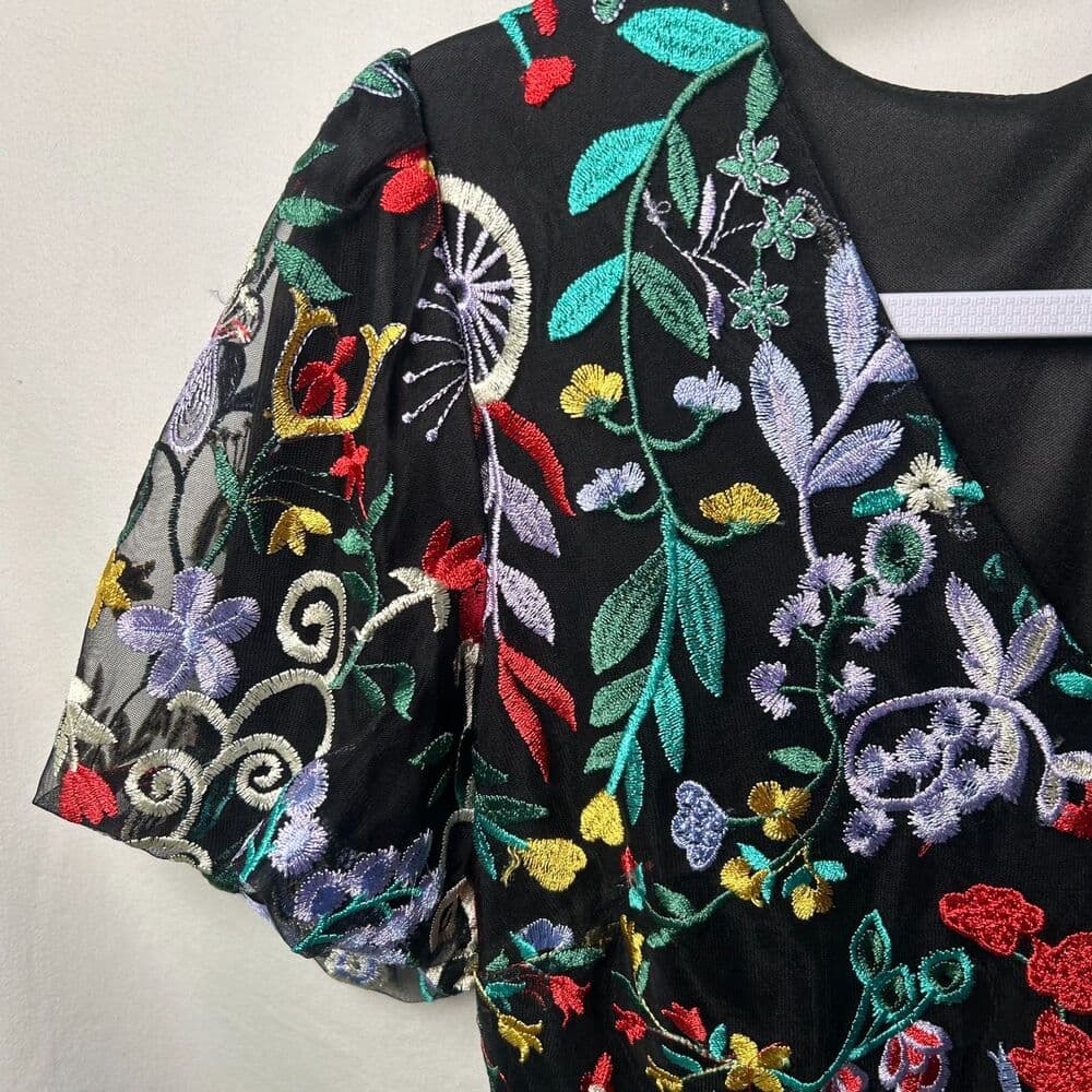 Sam Edelman Floral Embroidered Puff-Sleeve Dress Size 2 - Thumbnail 3