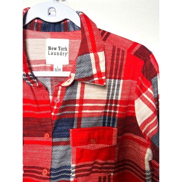 New York Laundry red, white, and blue plaid flannel button-down shirt Large - Thumbnail 10