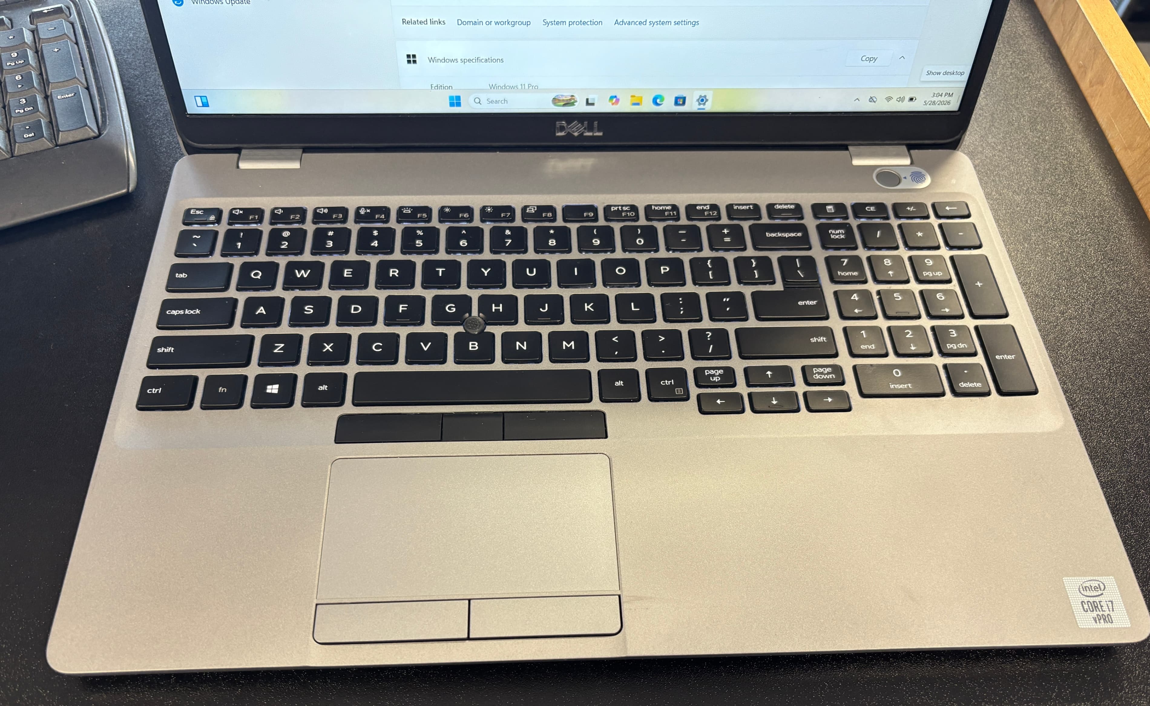 Dell Latitude 5510 Laptop Intel i7 8GB RAM 128GB SSD - Thumbnail 2