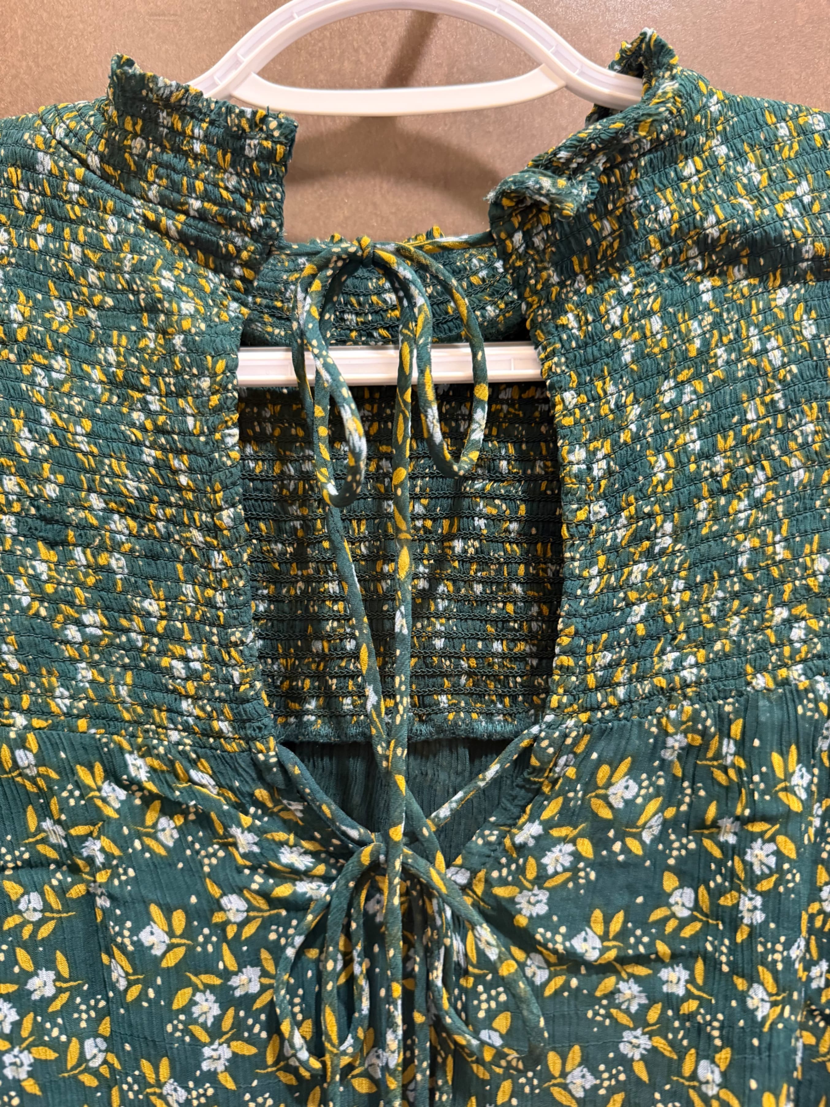 Free People Floral Smocked Blouse with Tie Neck Detail Size M - Thumbnail 4