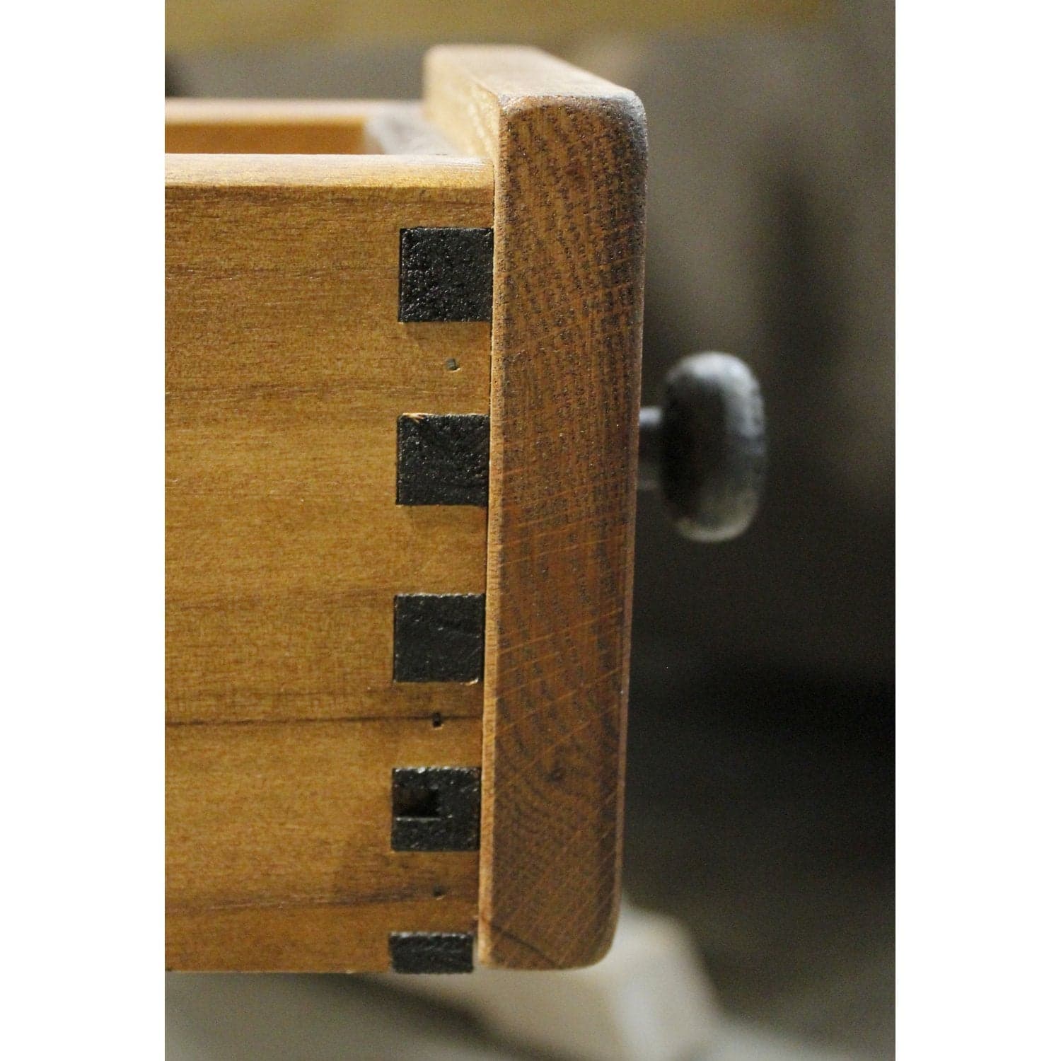 Oak End Table w/Sliding Top & Drawer - Thumbnail 6