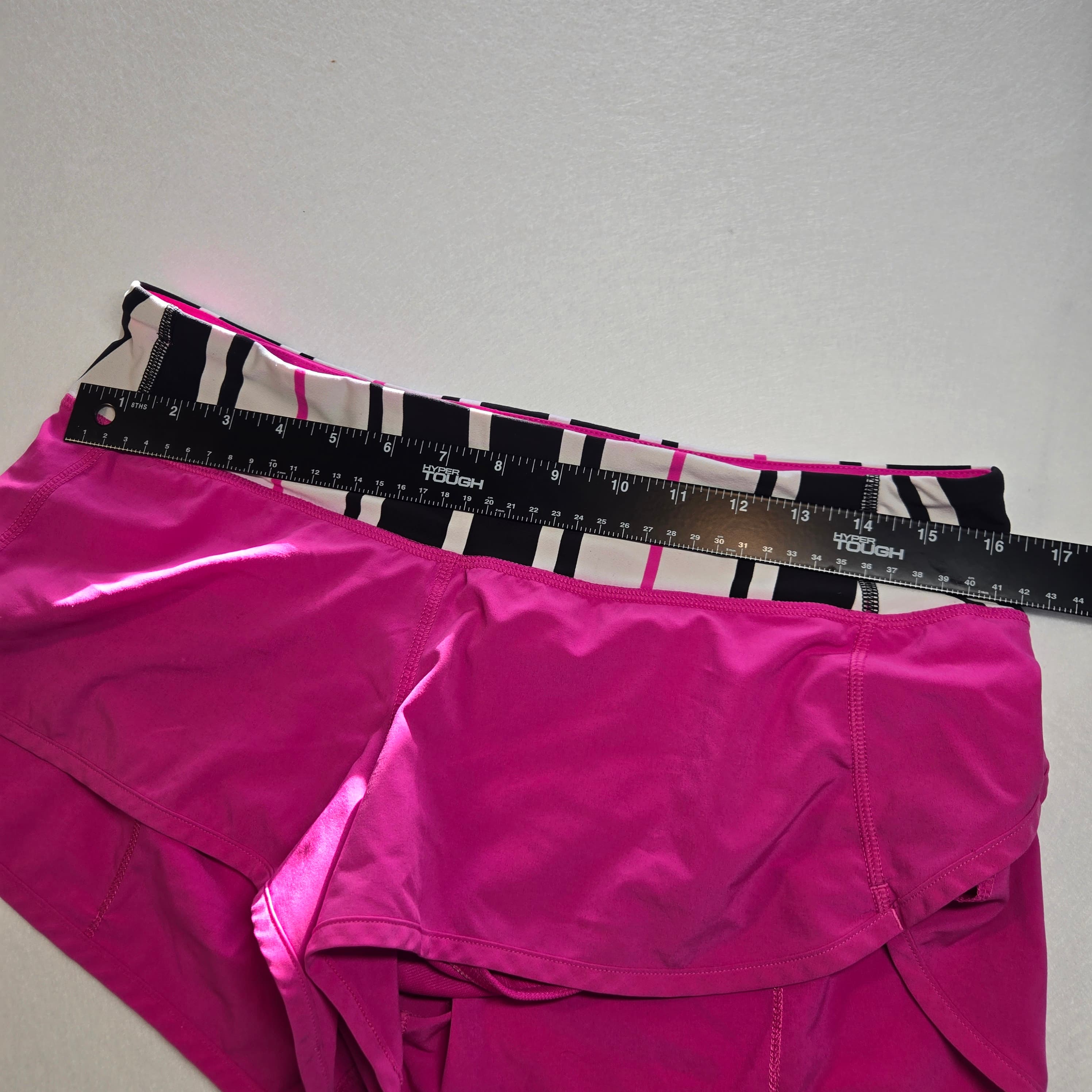 Lululemon Women's Running Shorts Pink Striped Waistband - Thumbnail 4