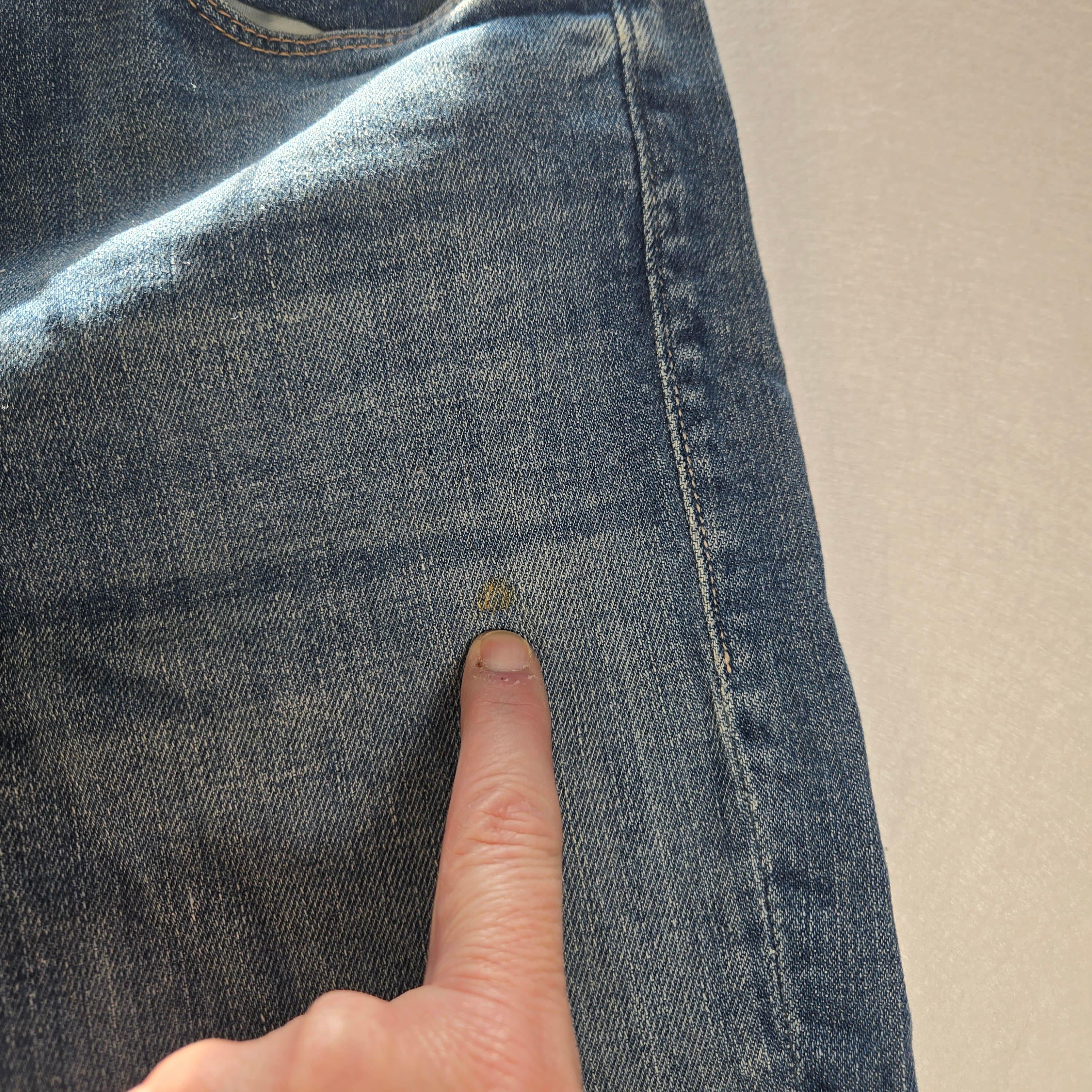 Mother Brand Blue Denim Jeans with Minor Stain Size 28 - Thumbnail 2