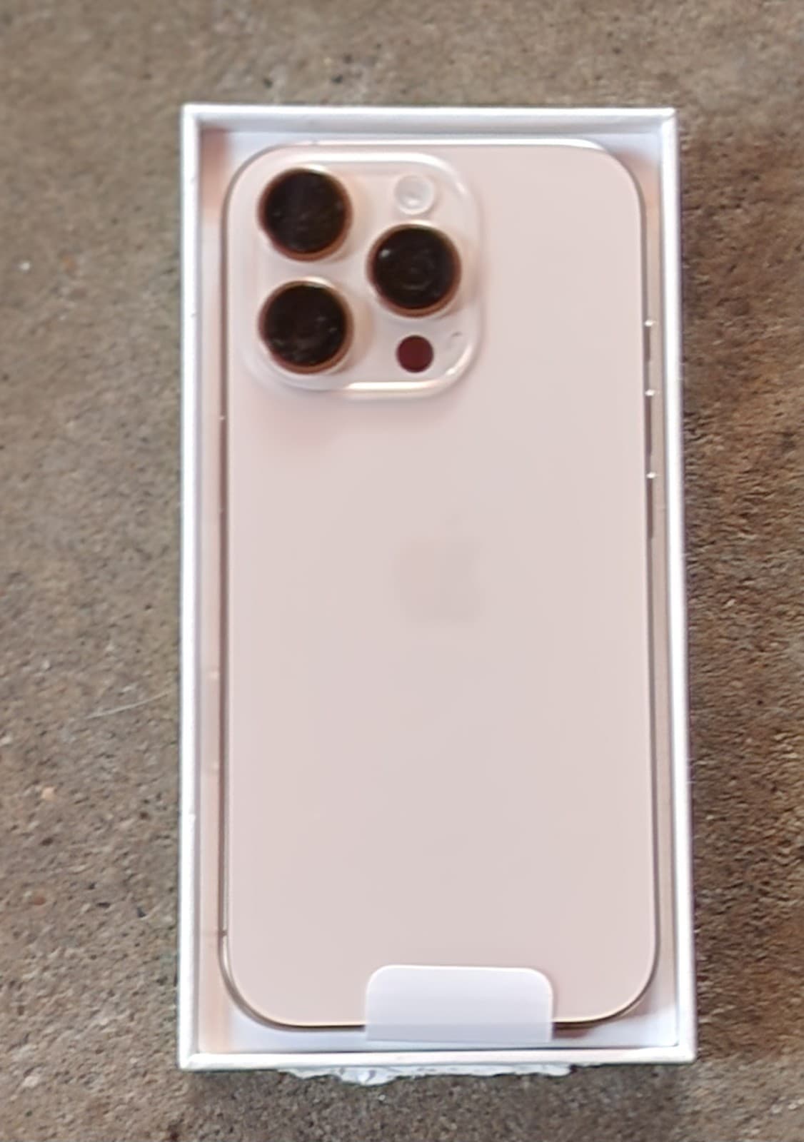 iPhone 16 Pro 128GB Desert Titanium - Thumbnail 5