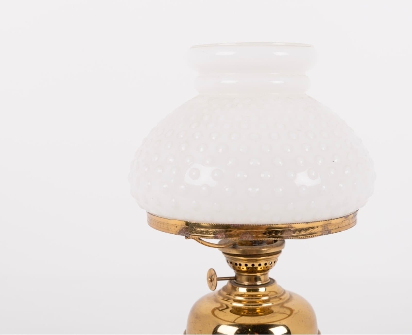 Old brass base oil lamp table lamp with opal glass shade from 1960’s, Italy. - Thumbnail 5