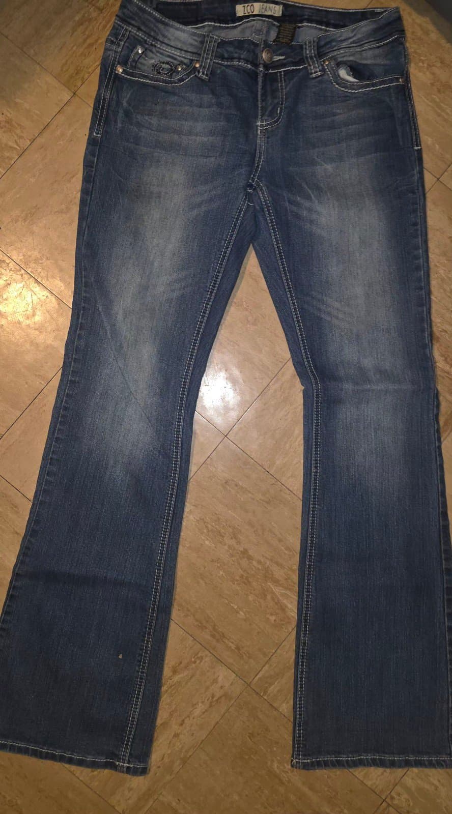 Women's Flare Leg ZCO Jeans sz 9