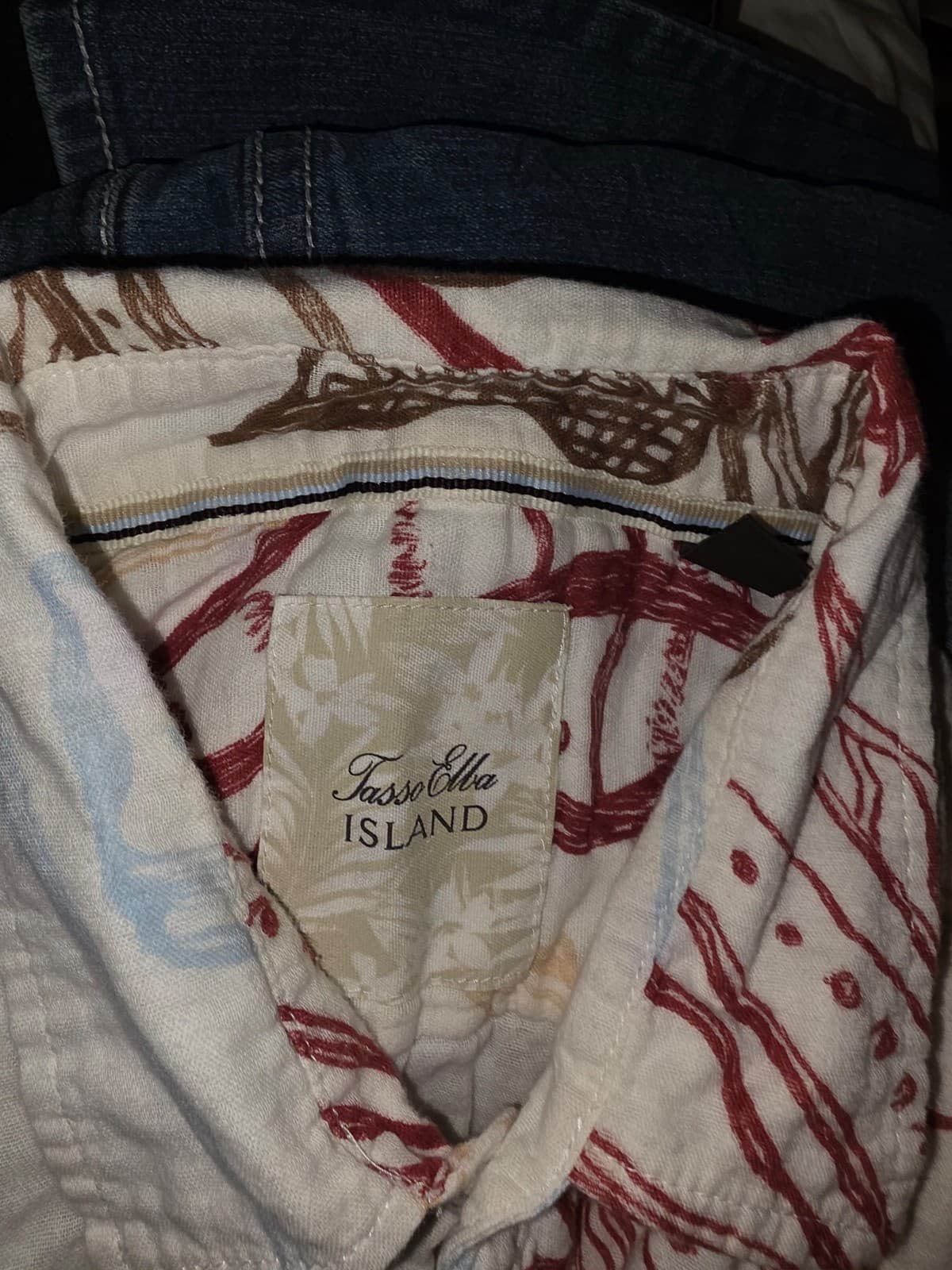 Mens button up shirt size XL - Thumbnail 3