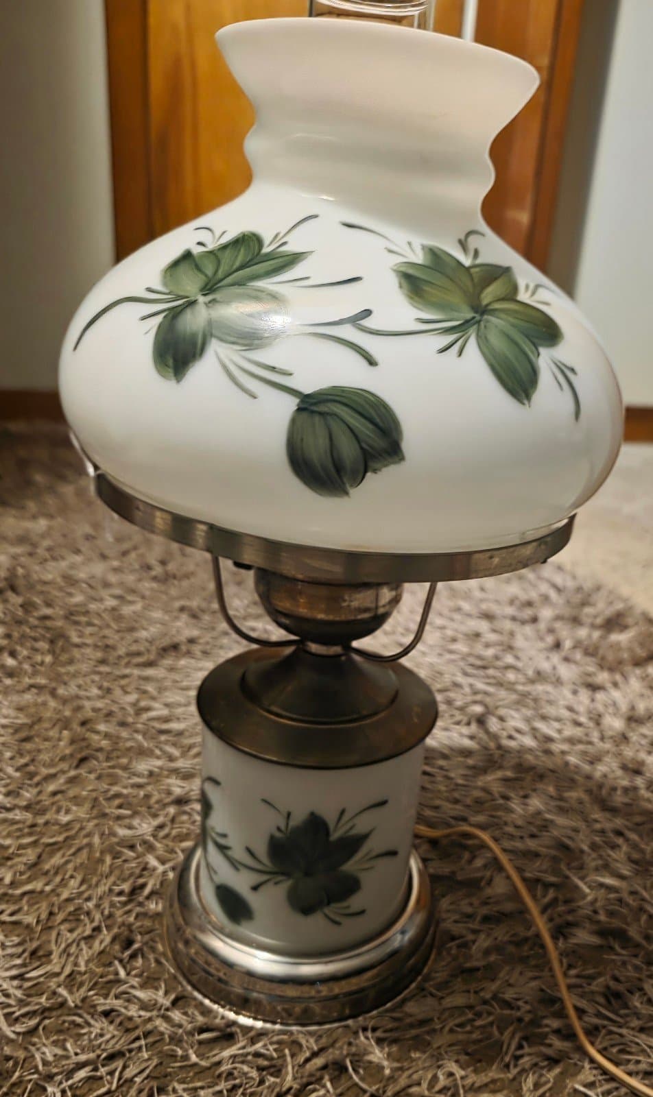 Vintage Hurricane Style Lamp with Ivy Hand Painted - Thumbnail 2