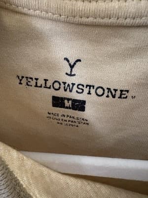 Yellowstone Dutton Ranch T-Shirt Mens XL TV Show Western Graphic Yellow - Thumbnail 3