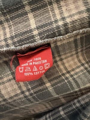 McCormick Farmall Brown Plaid Long Sleeve Button-Up Flannel Shirt XL Pearl Snap - Thumbnail 3