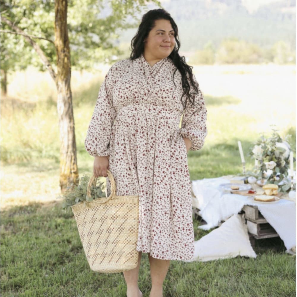 Dainty Jewells “Born to Bloom” v-neck floral midi dress size XL - Thumbnail 9