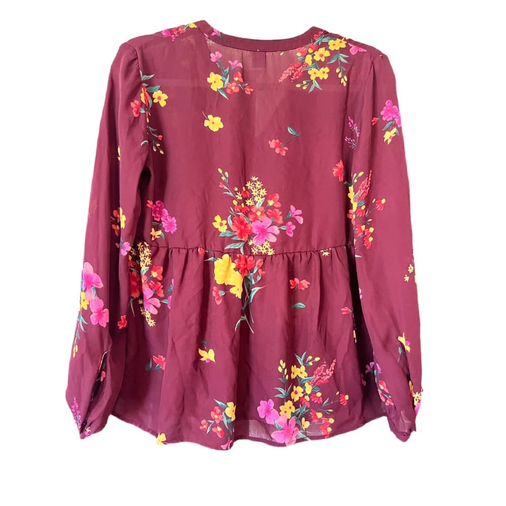 Old Navy floral blouse size S - Thumbnail 3