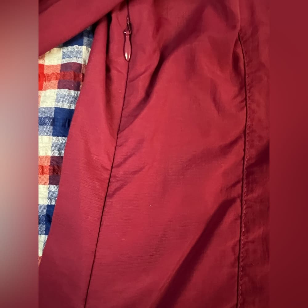 Women's REI outdoors/camping burgundy button down shirt size L - Thumbnail 6