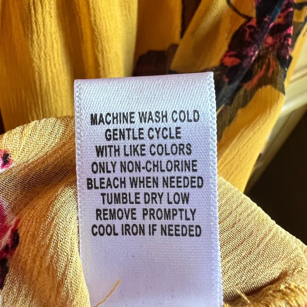 About a Girl yellow floral blouse size L w/ mock neck - Thumbnail 8