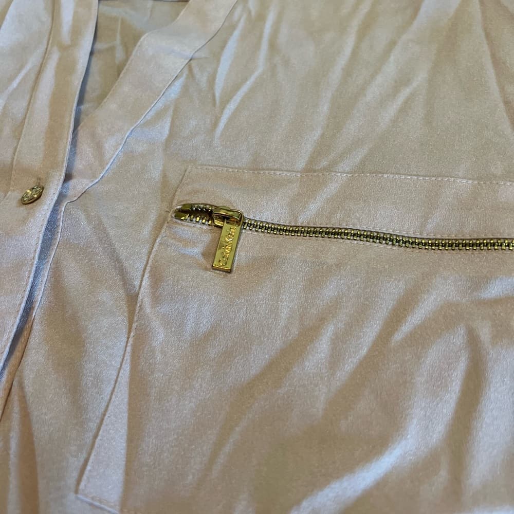 Calvin Klein light pink top size LG with gold buttons and zipper pockets - Thumbnail 3