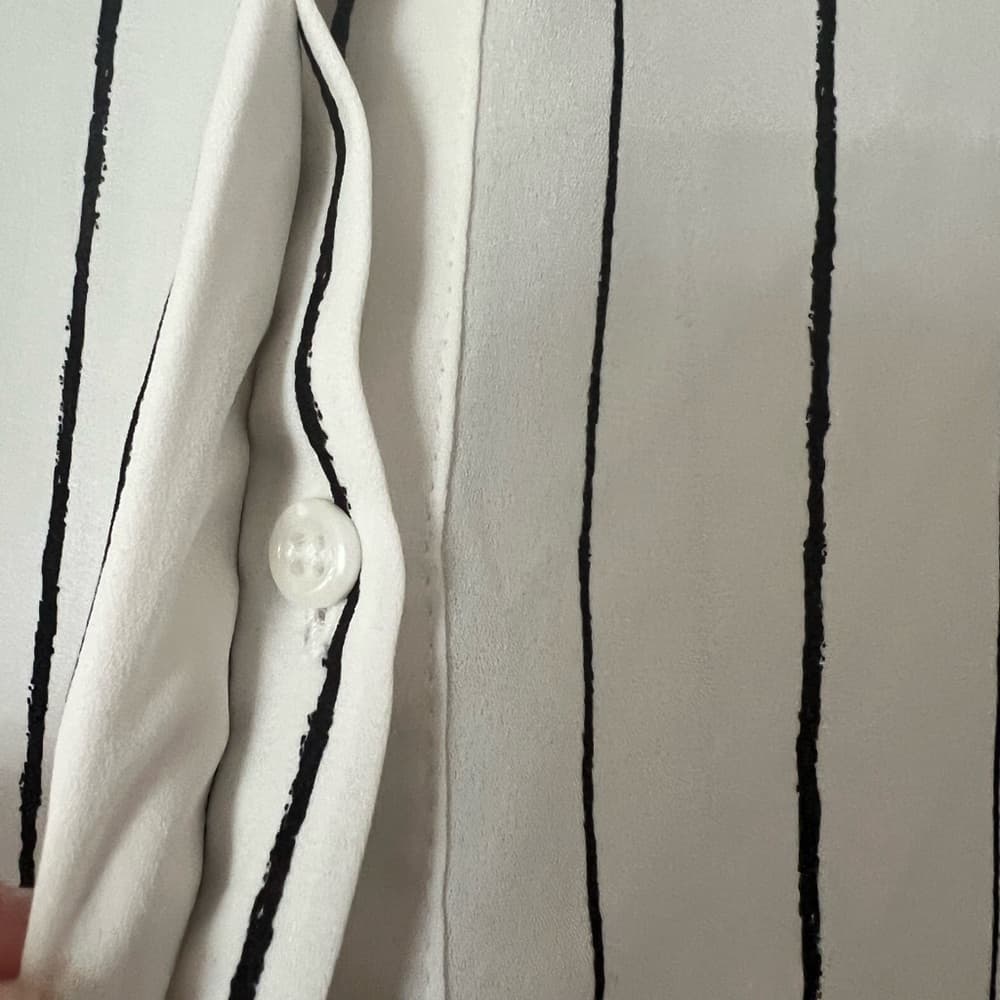 Apt 9 blouse white with black stripes size XL - Thumbnail 4