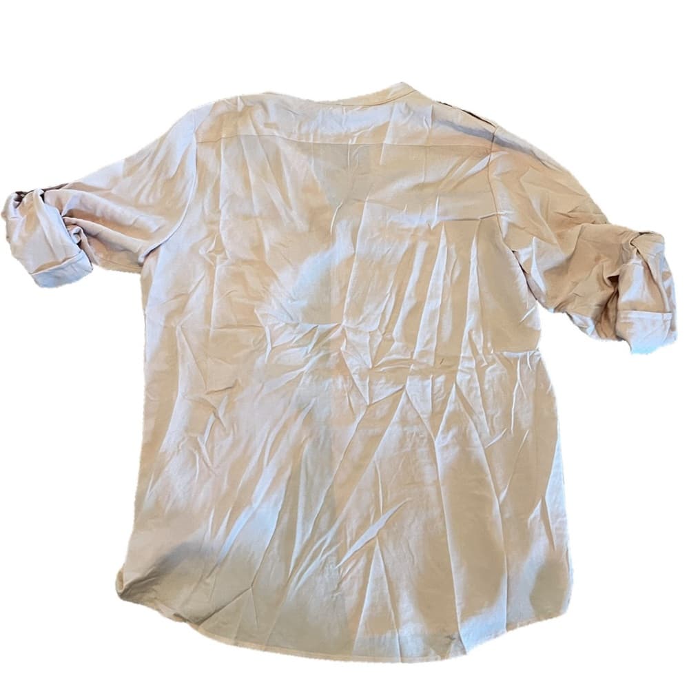 Calvin Klein light pink top size LG with gold buttons and zipper pockets