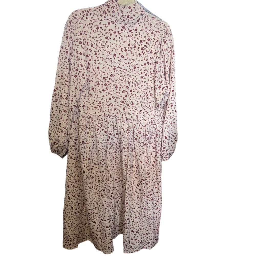 Dainty Jewells “Born to Bloom” v-neck floral midi dress size XL - Thumbnail 2
